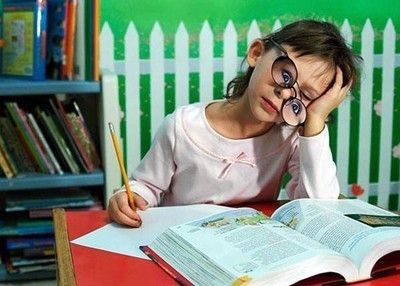 Paano makatipid ng oras at pera habang naghahanda ng mga first-graders?