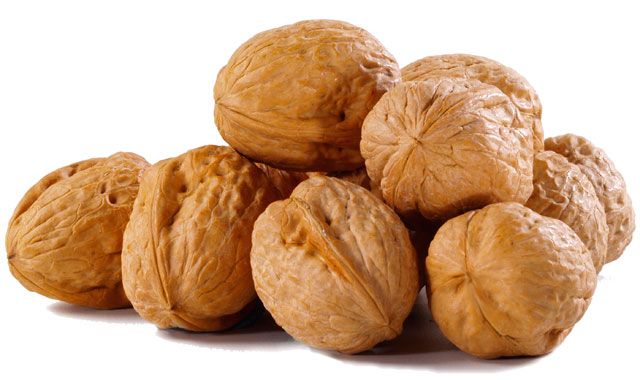 Isang pack ng walnuts sa isang araw, at ikaw ang Diyos ng pagkamayabong?