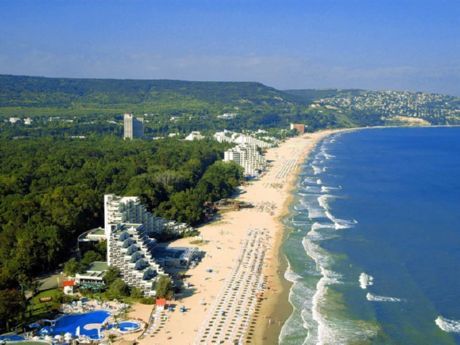 Mga Piyesta Opisyal sa Bulgaria sa taglagas: mula sa Black Sea hanggang sa Balkans